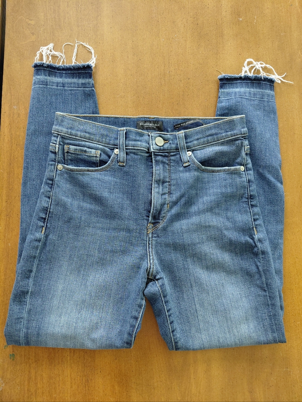Banana Republic Premium Denim High Rise Skinny 26p NWOT Medium Wash